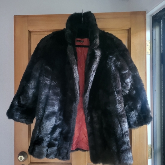 80's Y2K Jordache Faux Fur Coat Size Medium/Large - Picture 4 of 14